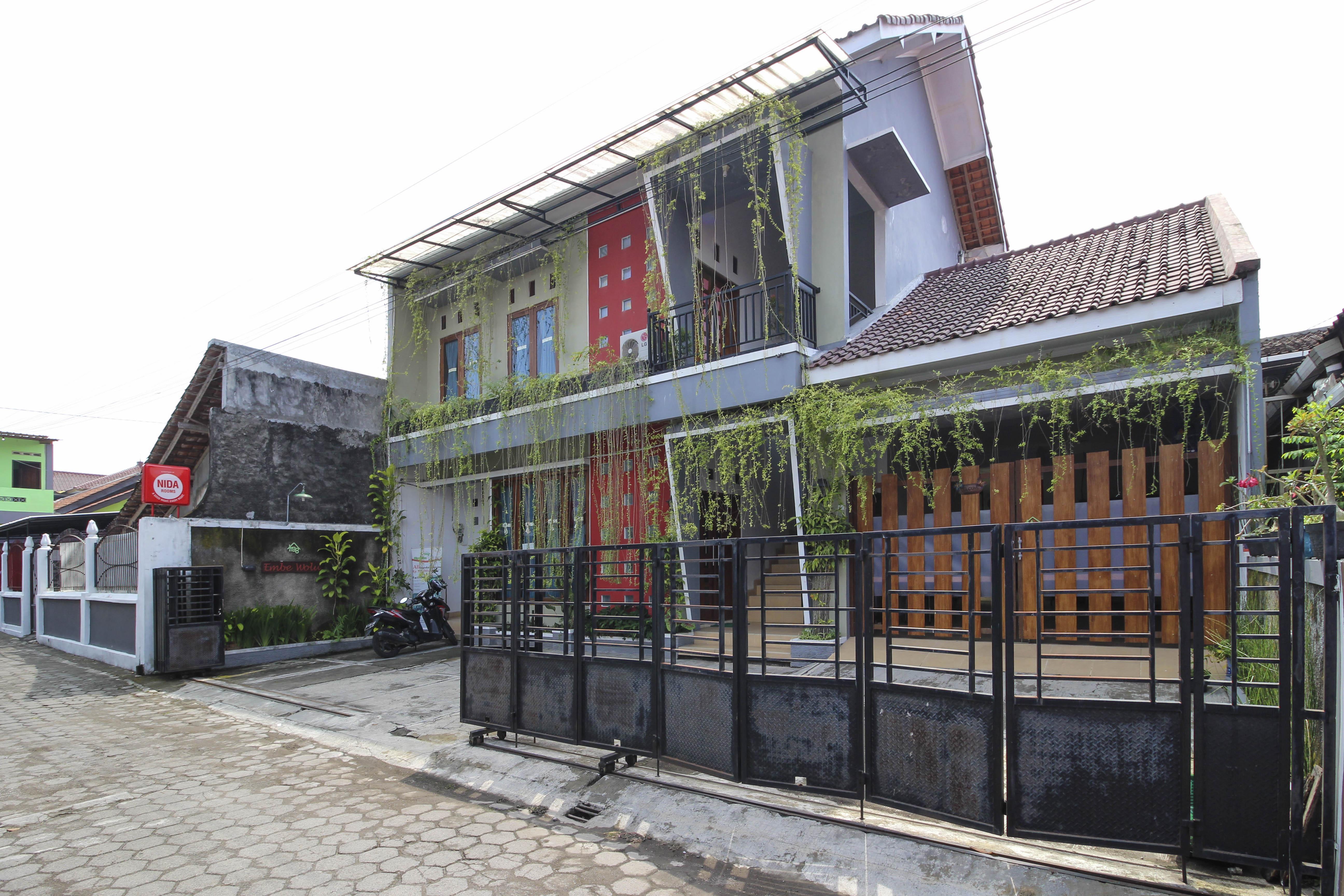 Reddoorz Near Hartono Mall Kejayan Exteriér fotografie