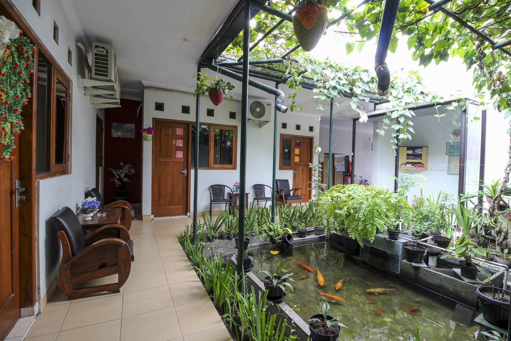 Reddoorz Near Hartono Mall Kejayan Exteriér fotografie